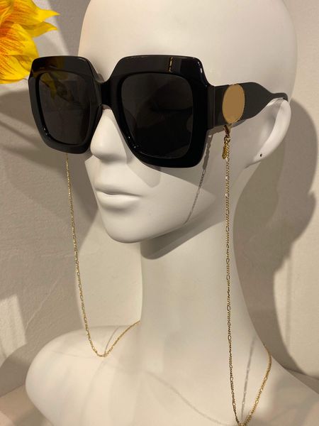 sunglasses for men and women summer style 1022s anti-ultraviolet retro plate square full frame fashion random box 1022 high-end quality, White;black
sunglasses for men and women summer style 1022s anti-ultraviolet retro plate square full frame fashion random box 1022 high-end quality, White;black