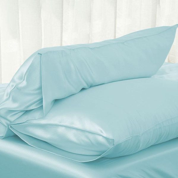 one piece 50*70cm pillow protector/ cover for bed wetting zippered pillowcase machine washable bedding sets
one piece 50*70cm pillow protector/ cover for bed wetting zippered pillowcase machine washable bedding sets