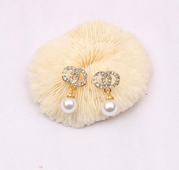 heart pearl charm stud earrings fashion design brand letter 18k gold plated hollow pendant earring luxury earring rhinestone ear loop jewelr, Golden
heart pearl charm stud earrings fashion design brand letter 18k gold plated hollow pendant earring luxury earring rhinestone ear loop jewelr, Golden