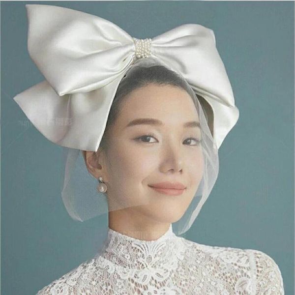 bridal veils wedding veil short tulle ivory double bowkont face hair clip for elegant headwear accessories 2021, Black
bridal veils wedding veil short tulle ivory double bowkont face hair clip for elegant headwear accessories 2021, Black