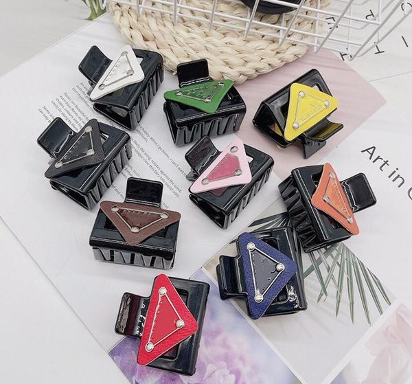 european and american acrylic letter clamps triangle candy color big brand headdress female fast delivery, Slivery;golden
european and american acrylic letter clamps triangle candy color big brand headdress female fast delivery, Slivery;golden