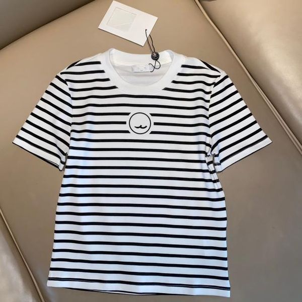new navy stripe short sleeve in spring and summer 2021 classic crew neck comfortable versatile slim casual t-shirt, White
new navy stripe short sleeve in spring and summer 2021 classic crew neck comfortable versatile slim casual t-shirt, White