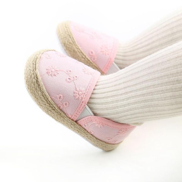 first walkers spring autumn 0-1 female baby crib shoes soft bottom cartoon princess girls toddler
first walkers spring autumn 0-1 female baby crib shoes soft bottom cartoon princess girls toddler