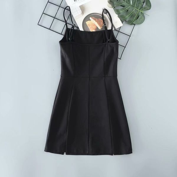 dresses hgz / casual 934rr slim fit black dress with front slit and flat strap, Black;gray
dresses hgz / casual 934rr slim fit black dress with front slit and flat strap, Black;gray