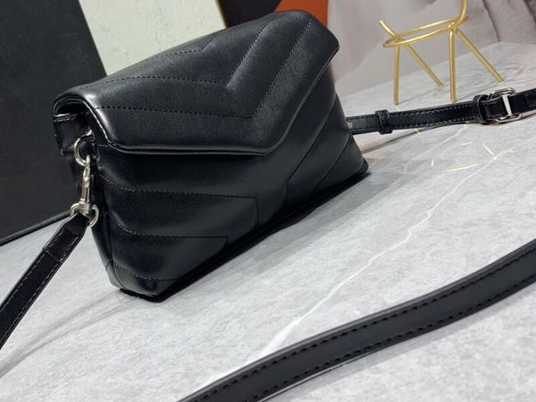realfine888 bags 3a 20cm 630951 loulou toy matelasse leather shoulder handbags for women black-silver hardware with dust bag
realfine888 bags 3a 20cm 630951 loulou toy matelasse leather shoulder handbags for women black-silver hardware with dust bag