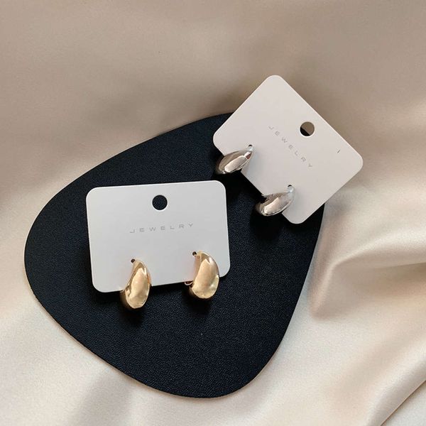 advanced net red metal earrings femininity small simple exquisite earrings
advanced net red metal earrings femininity small simple exquisite earrings