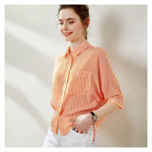 blouses design sense non-mainstream striped prints lapel half sleeve loose silk shirt female 2021 fashion style, White
blouses design sense non-mainstream striped prints lapel half sleeve loose silk shirt female 2021 fashion style, White