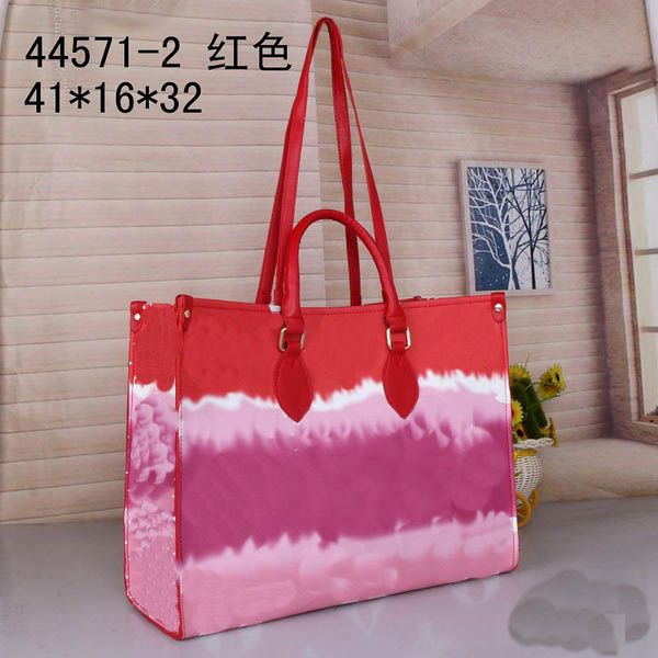 2021 fashion designer handbag genuine leather designer handbag female bag famous messenger bag pu leather pillow female bag
2021 fashion designer handbag genuine leather designer handbag female bag famous messenger bag pu leather pillow female bag