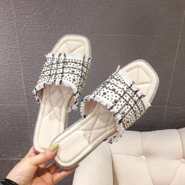clear leopard sole rivets slingback slip on women sandals beach shoes slippers crystal tassel open toe flat sandalias 2021, Black
clear leopard sole rivets slingback slip on women sandals beach shoes slippers crystal tassel open toe flat sandalias 2021, Black