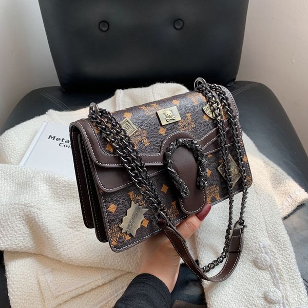 outlet online 70% off sale 2021 autumn new texture lock bag fashion letter chain women's net red printing badge single shoulder
outlet online 70% off sale 2021 autumn new texture lock bag fashion letter chain women's net red printing badge single shoulder