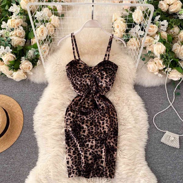 casual dresses vintage spaghetti strap backless velvet slim mini dress qlcw, Black;gray
casual dresses vintage spaghetti strap backless velvet slim mini dress qlcw, Black;gray