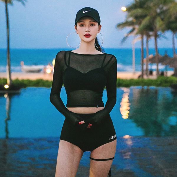 Swimsuit Korean new style swimsuit sexy small chest gathered together to show thin split small flat angle three piece conservative hot spring, White;black
Swimsuit Korean new style swimsuit sexy small chest gathered together to show thin split small flat angle three piece conservative hot spring, White;black
