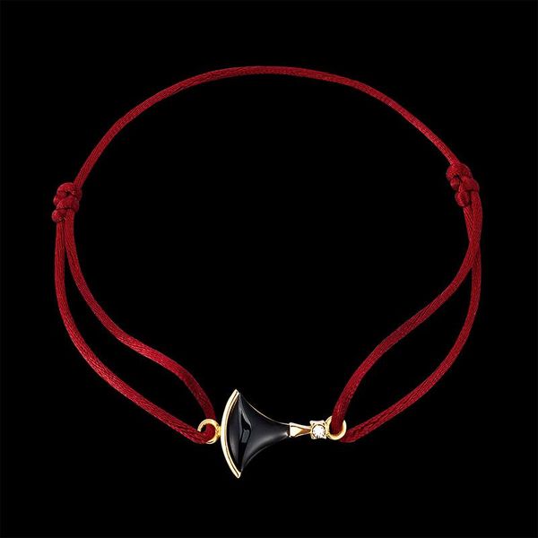 lanruisha simple stainless steel ladies shell bracelet red string hand-woven classic fan-shaped retractable jewelrys charm bracelets, Golden;silver
lanruisha simple stainless steel ladies shell bracelet red string hand-woven classic fan-shaped retractable jewelrys charm bracelets, Golden;silver