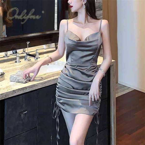 summer women satin slip dress silk draped drawstring spaghetti strap bodycon night club party mini 210513, Black;gray
summer women satin slip dress silk draped drawstring spaghetti strap bodycon night club party mini 210513, Black;gray