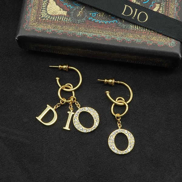 design jewelry letter inlaid ring women's pendant net red live broadcast with goods recommended for the same type, Silver
design jewelry letter inlaid ring women's pendant net red live broadcast with goods recommended for the same type, Silver