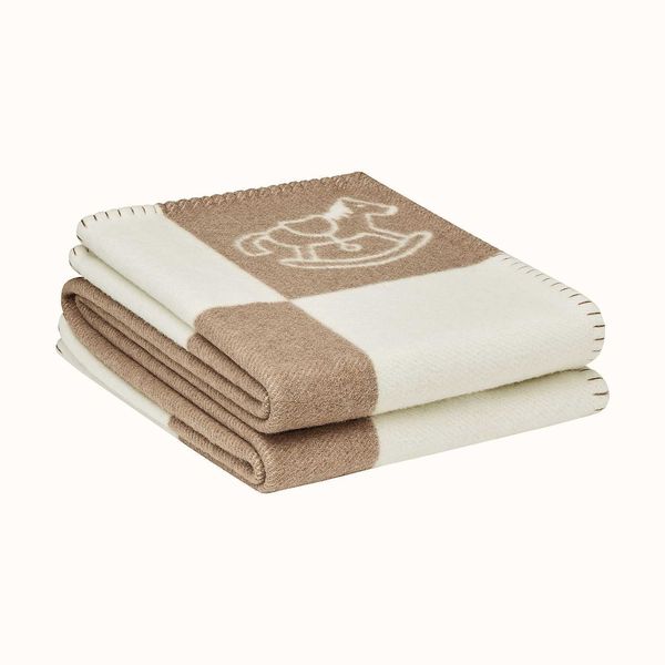 140x100cm printing cashmere blankets latest style crochet soft wool shawl portable warm plaid sofa travel fleece knitted throw cape blanket
140x100cm printing cashmere blankets latest style crochet soft wool shawl portable warm plaid sofa travel fleece knitted throw cape blanket
