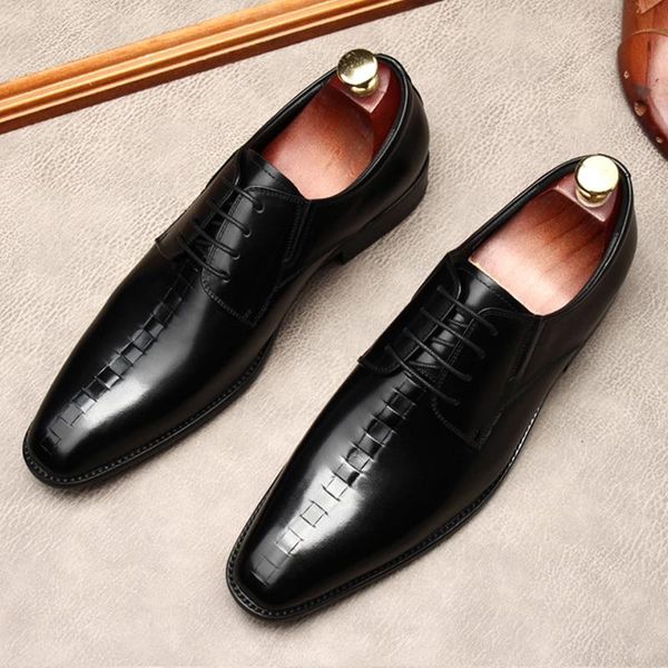 black coffee color fashion men shoes oxford brogues lace up formal genuine leather wedding business luxury dress
black coffee color fashion men shoes oxford brogues lace up formal genuine leather wedding business luxury dress