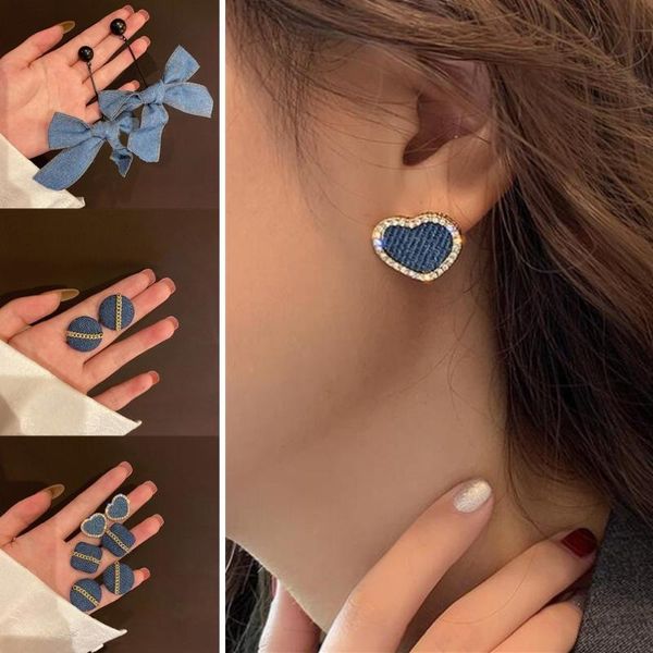 korean love heart earrings girl cute stud fashion vintage jewelry for women gift accesorios mujer 2021 trendy, Golden;silver
korean love heart earrings girl cute stud fashion vintage jewelry for women gift accesorios mujer 2021 trendy, Golden;silver