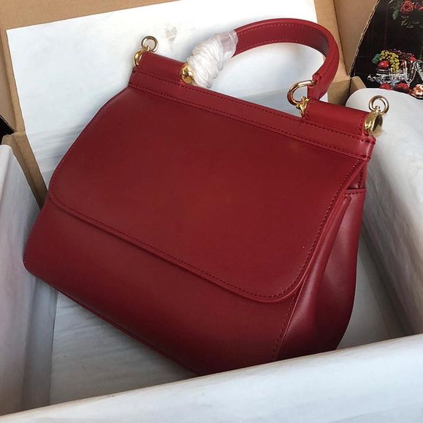 evening bags heavy industry retro design style leather handbag ladies fashion shoulder bag all-match messenger
evening bags heavy industry retro design style leather handbag ladies fashion shoulder bag all-match messenger
