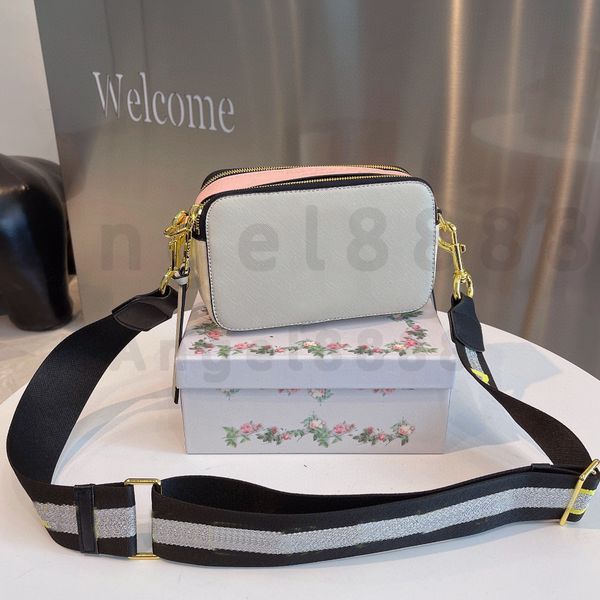 luxury designer brand fashion shoulder camera bags handbags women chains letter all-match phone bag wallet crossbody metallic colour profusi
luxury designer brand fashion shoulder camera bags handbags women chains letter all-match phone bag wallet crossbody metallic colour profusi