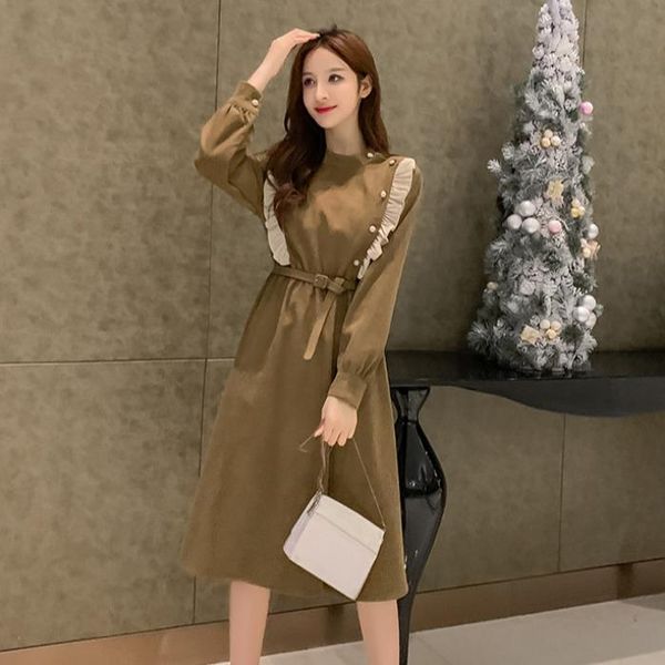 casual dresses clothing autumn and winter 2021 french court retro hepburn style wooden ear edge foreign medium length dress, Black;gray
casual dresses clothing autumn and winter 2021 french court retro hepburn style wooden ear edge foreign medium length dress, Black;gray