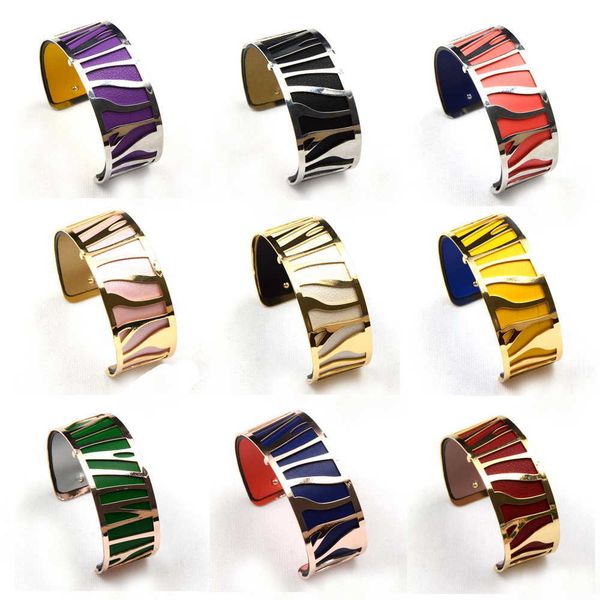 2.5cm multitude hoop personalise femme manchette wide hollow punk europe france bangles with designer instagram bracelet girl q0719, Black
2.5cm multitude hoop personalise femme manchette wide hollow punk europe france bangles with designer instagram bracelet girl q0719, Black
