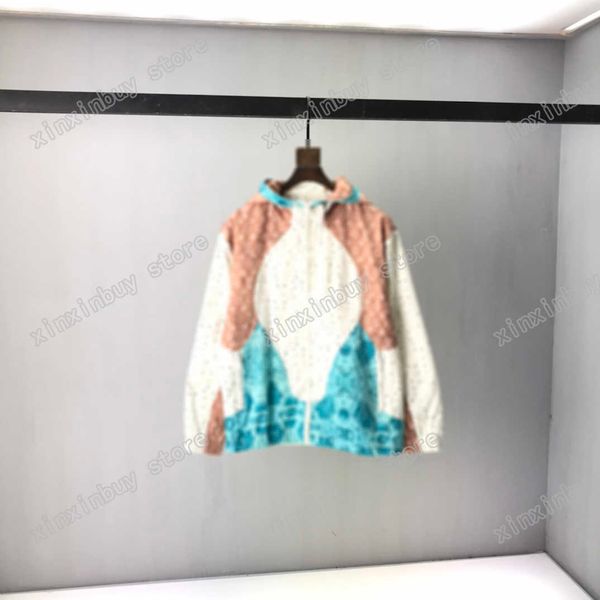 21ss man designers jackets hooded splicing jacquard clothes mens coats outerwear men clothing baseball cool v quality, Black;brown
21ss man designers jackets hooded splicing jacquard clothes mens coats outerwear men clothing baseball cool v quality, Black;brown