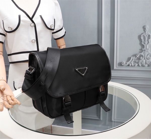 women luxurys designers bags 2021 crossbody bag handbag purse youth 2vd768 men's nylon waterproof pa zhouzhoubao123 designer handbags p
women luxurys designers bags 2021 crossbody bag handbag purse youth 2vd768 men's nylon waterproof pa zhouzhoubao123 designer handbags p