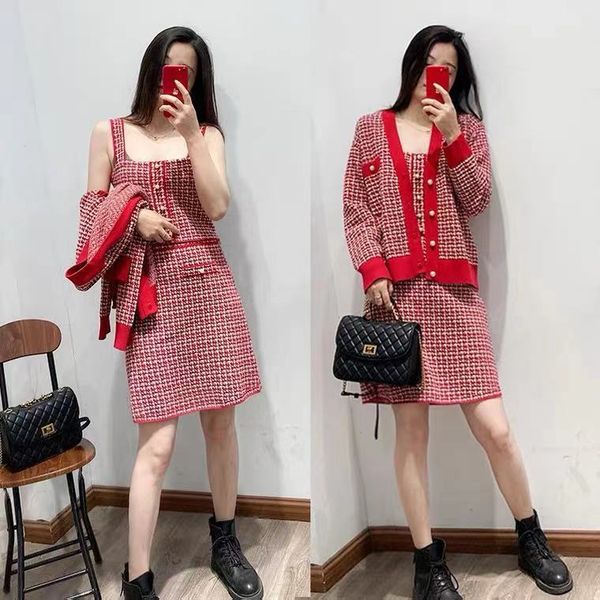 women's knits & tees christmas red chess spring and summer hit leisure color loose pearl button jacket + skirts sling women's suit, White
women's knits & tees christmas red chess spring and summer hit leisure color loose pearl button jacket + skirts sling women's suit, White