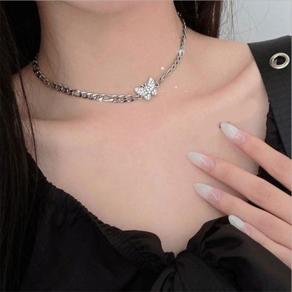 chokers 2021 fashion women's cold wind butterfly pendant clavicle chain necklace women light luxury party, Golden;silver
chokers 2021 fashion women's cold wind butterfly pendant clavicle chain necklace women light luxury party, Golden;silver