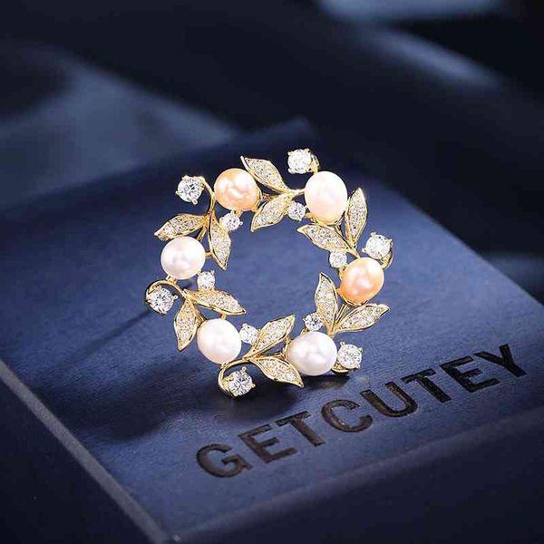 freshwater pearl carambola branch wreath brooch elegant temperament suit coat accessories, Gray
freshwater pearl carambola branch wreath brooch elegant temperament suit coat accessories, Gray
