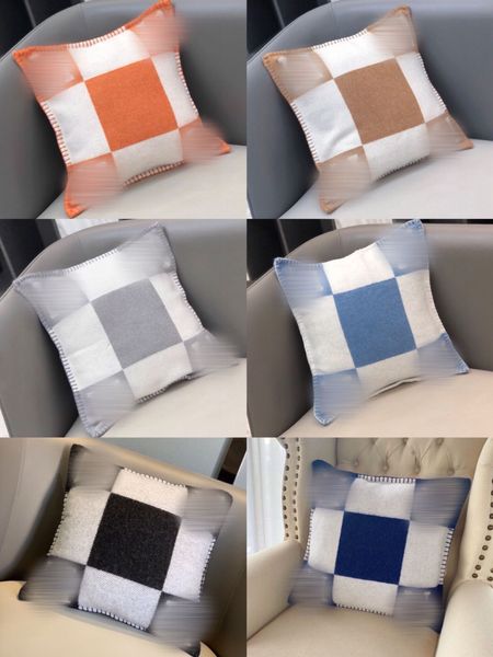 luxury pillow case designer signage cushion cover real cashmere wool material 6 colors available 45*45cm for home decoration p matching
luxury pillow case designer signage cushion cover real cashmere wool material 6 colors available 45*45cm for home decoration p matching