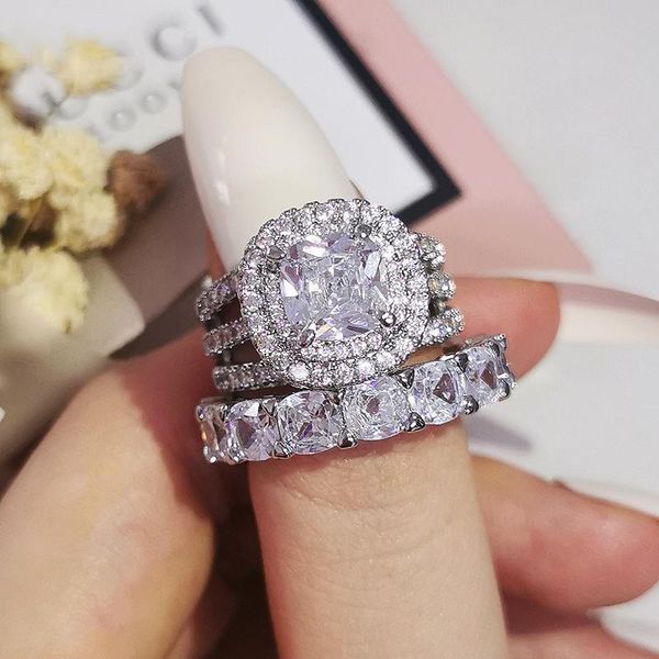 cluster rings 2021 design luxury 925 sterling silver cushion cut finger ring sets for women jewelry wedding engagement drop r5714, Golden;silver
cluster rings 2021 design luxury 925 sterling silver cushion cut finger ring sets for women jewelry wedding engagement drop r5714, Golden;silver