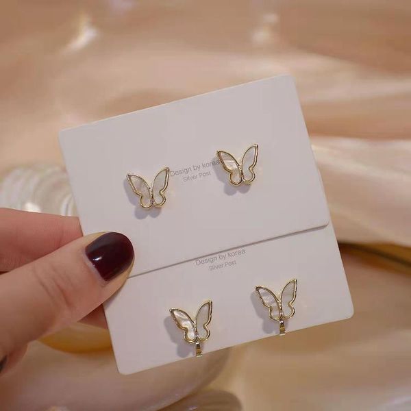 stud shell white inlaid zircon fairy butterfly earrings for gril cute temperament women daily jewelry, Golden;silver
stud shell white inlaid zircon fairy butterfly earrings for gril cute temperament women daily jewelry, Golden;silver