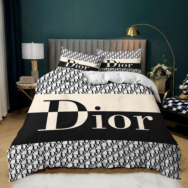 fashion designer letter bedding, luxury european style duvet cover size, household items/holiday gifts/l, including 2 pillowcases
fashion designer letter bedding, luxury european style duvet cover size, household items/holiday gifts/l, including 2 pillowcases