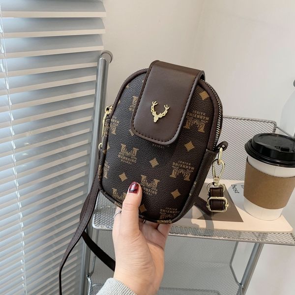 purses outlet new mobile phone bag female messenger mini bag vertical small square single shoulder
purses outlet new mobile phone bag female messenger mini bag vertical small square single shoulder