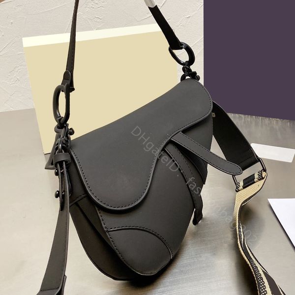saddle 2021 ss lady bag cross body bags wallet designer women fashion patent leather purses ladies horsebit buckle handbags women's han
saddle 2021 ss lady bag cross body bags wallet designer women fashion patent leather purses ladies horsebit buckle handbags women's han