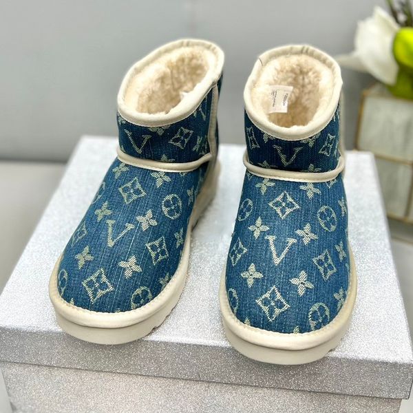 fashion winter brand women's shoes r comfortable luxury high-outdoor snow boots, Red;white
fashion winter brand women's shoes r comfortable luxury high-outdoor snow boots, Red;white