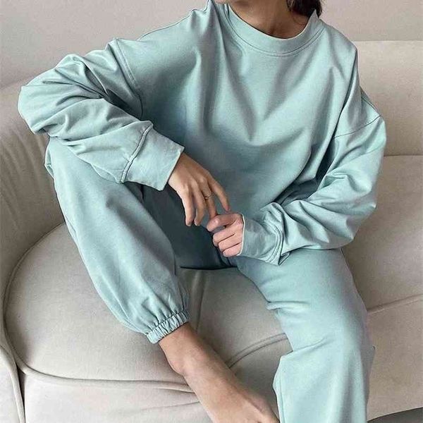 wotwoy elastic waist casual sweatshirt women 2 pieces matching pants sets autumn winter loose tracksuits female solid pullovers 210813, Black
wotwoy elastic waist casual sweatshirt women 2 pieces matching pants sets autumn winter loose tracksuits female solid pullovers 210813, Black
