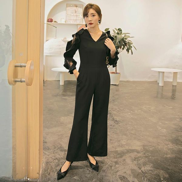 women's jumpsuits & rompers yigelila arrivals black v-neck long sleeves with lace solid office lady boot cut elegant 5890, Black;white
women's jumpsuits & rompers yigelila arrivals black v-neck long sleeves with lace solid office lady boot cut elegant 5890, Black;white