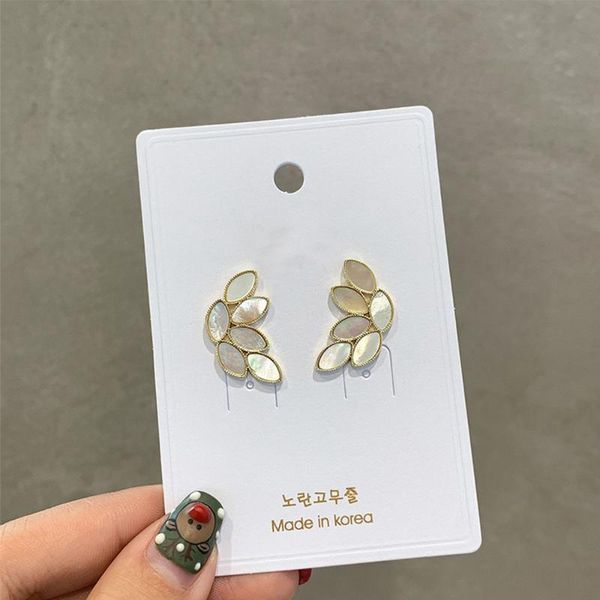 elegant simple shell flower earrings women girls accessories daily party ear stud trendy jewelry gifts high quality, Golden;silver
elegant simple shell flower earrings women girls accessories daily party ear stud trendy jewelry gifts high quality, Golden;silver