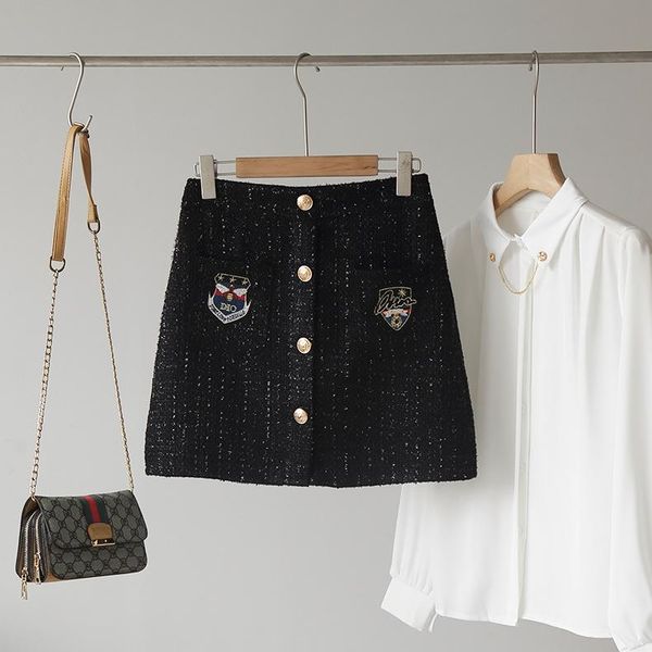 college style women high waist a line woolen short skirt plus size with patches decorative single breasted button 2021 autumn skirts, Black
college style women high waist a line woolen short skirt plus size with patches decorative single breasted button 2021 autumn skirts, Black