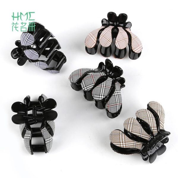 hair clips & barrettes 1pc 45mm multi-color buddha's hand fabric claw crab clamp jewelry for women grips make up accessories, Golden;silver
hair clips & barrettes 1pc 45mm multi-color buddha's hand fabric claw crab clamp jewelry for women grips make up accessories, Golden;silver