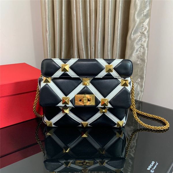 leather big rivet sheepskin diamond lock flap chain portable small square bag single shoulder messenger bag luxuryss designerss yw
leather big rivet sheepskin diamond lock flap chain portable small square bag single shoulder messenger bag luxuryss designerss yw