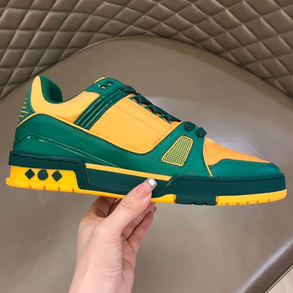 men casual sports shoes spring and summer latest color shoe fashion show designer sneakers high-quality mens wear-resistant non-slip flat so, Black
men casual sports shoes spring and summer latest color shoe fashion show designer sneakers high-quality mens wear-resistant non-slip flat so, Black