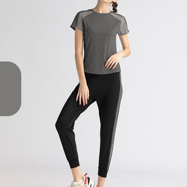 gym clothing sports pants suit for women fitness high elasticity breathable leggings female hip lift net yarn t-shirt quick dry kostumo, White;black
gym clothing sports pants suit for women fitness high elasticity breathable leggings female hip lift net yarn t-shirt quick dry kostumo, White;black