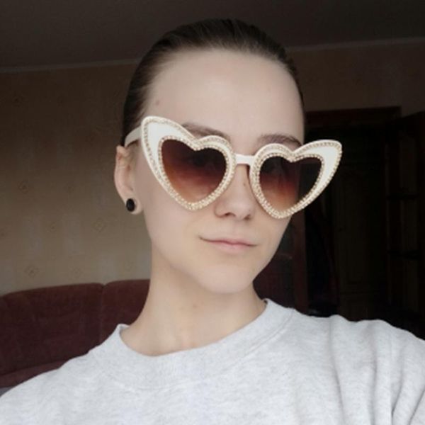 sunglasses luxury heart love shaped rhinestone women unique crystal diamond sun glasses female fashion pink decoration eyewear, White;black
sunglasses luxury heart love shaped rhinestone women unique crystal diamond sun glasses female fashion pink decoration eyewear, White;black
