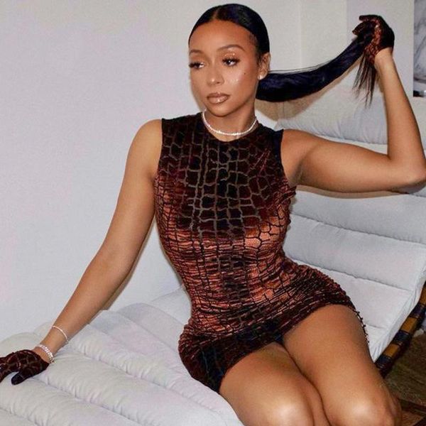 casual dresses women robe femme crocodile print o-neck pencil shrinkage drawstring sleeveless slim hips mini dress for woman vestidos, Black;gray
casual dresses women robe femme crocodile print o-neck pencil shrinkage drawstring sleeveless slim hips mini dress for woman vestidos, Black;gray