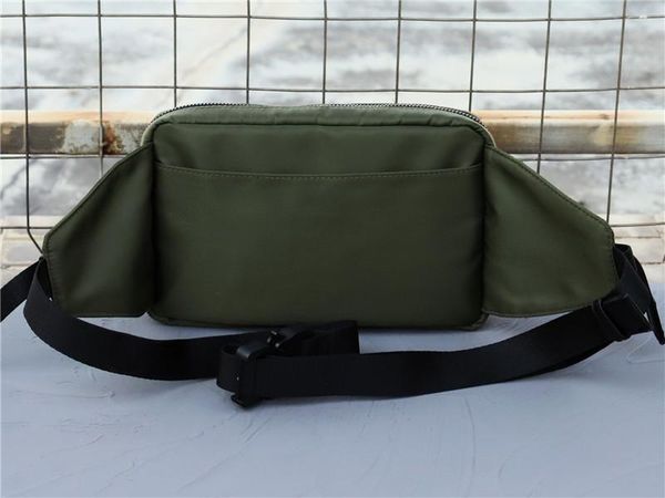 men's and women's dust bag label 1:1 1017 alyx 9sm jacquard with laser marking zipper puller backpack
men's and women's dust bag label 1:1 1017 alyx 9sm jacquard with laser marking zipper puller backpack