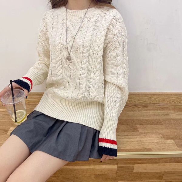 tb new college style round neck sweater net red tricolor with twist loose split pullover sweater, White;black
tb new college style round neck sweater net red tricolor with twist loose split pullover sweater, White;black